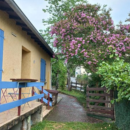 Chambre Spatieuse Avec Grand Lit. Aspet Εξωτερικό φωτογραφία
